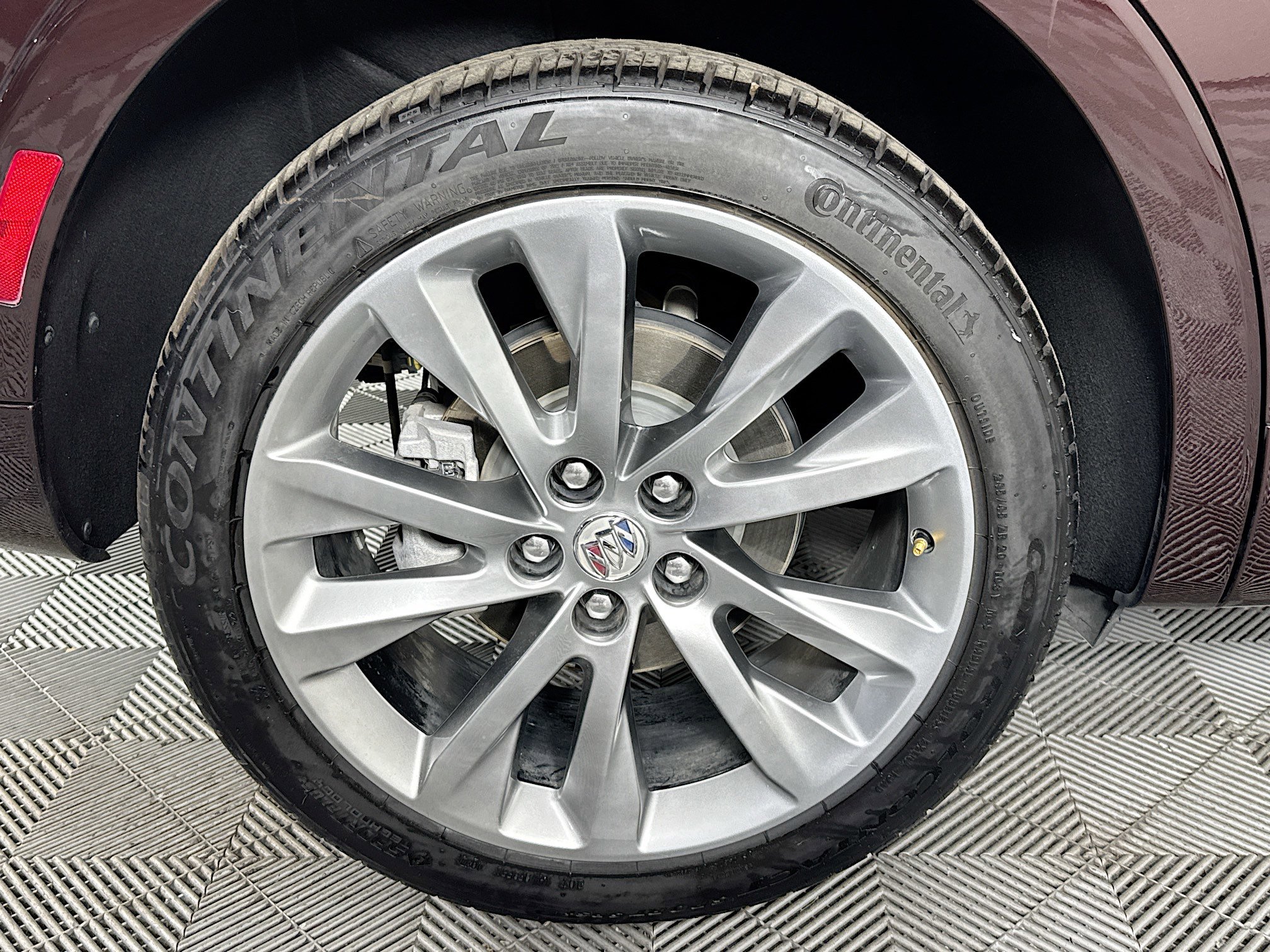 Used 2023 Buick Envision Avenir FWD image 55
