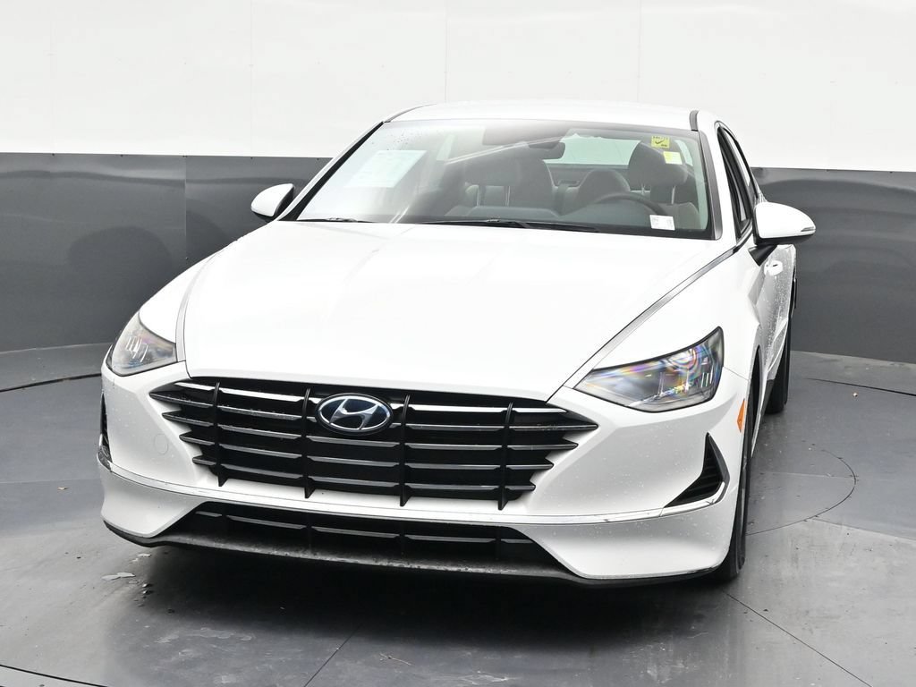 Used 2022 Hyundai Sonata SE w/ Preferred Accessory Package FWD image 9