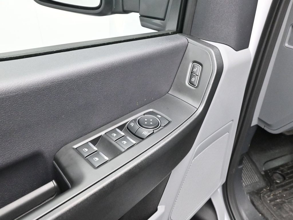 New 2026 Ford F350 XL w/ XL Chrome Package RWD image 8