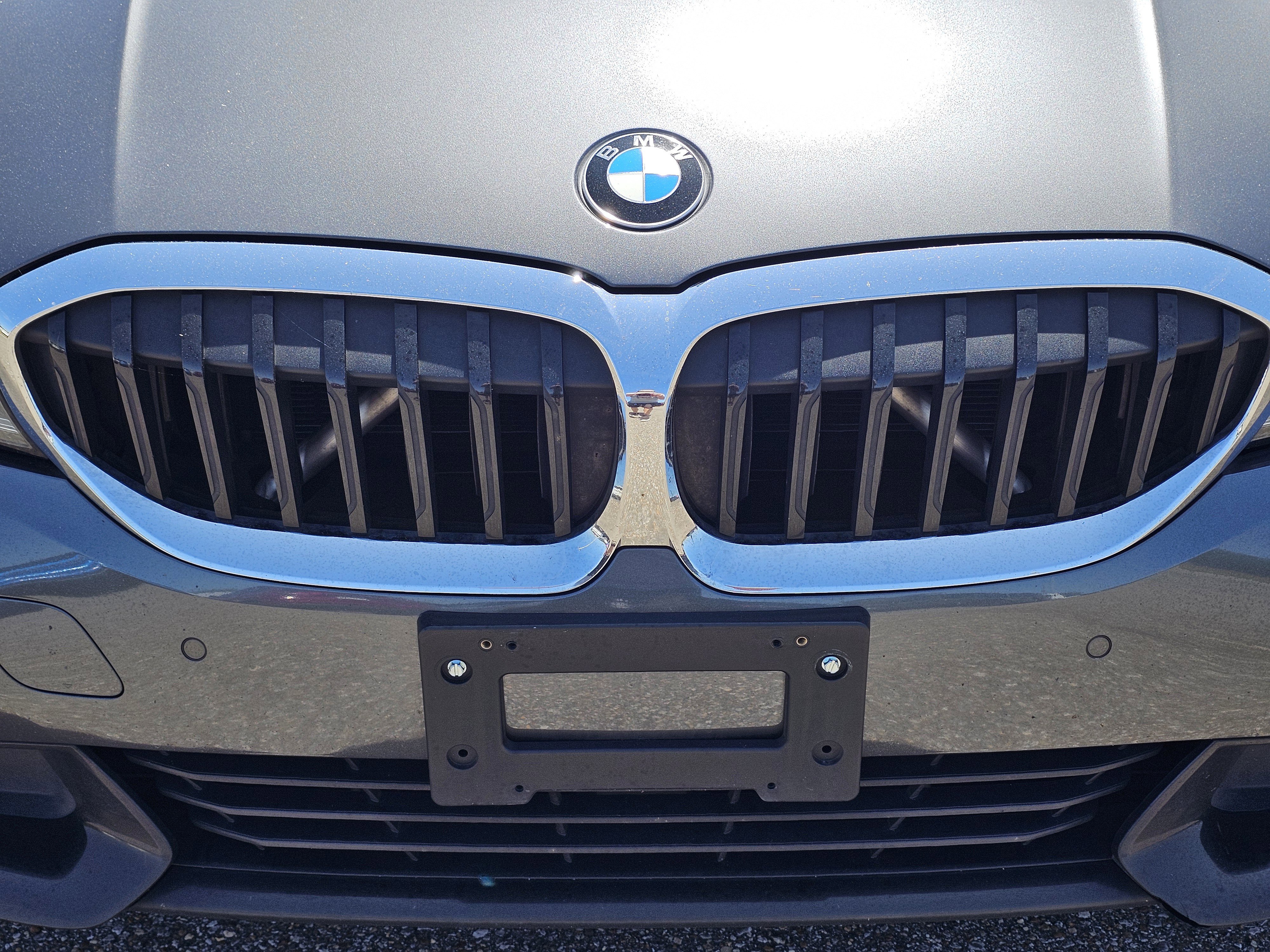 Used 2021 BMW 330e w/ Convenience Package image 3