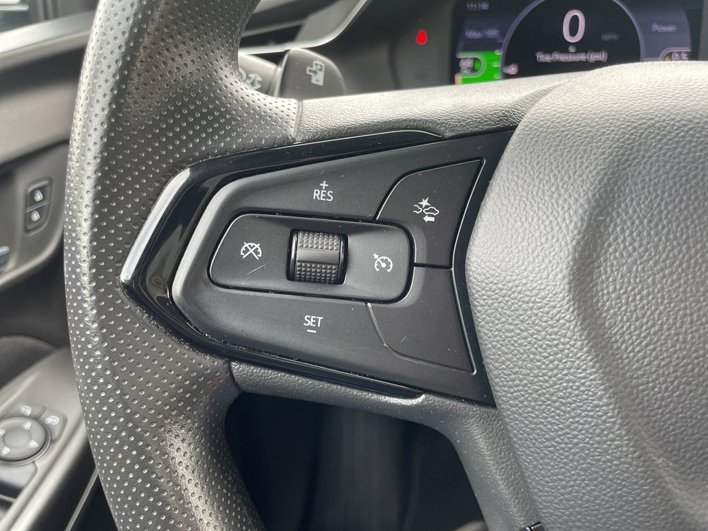 Used 2022 Chevrolet Bolt EUV LT FWD image 29
