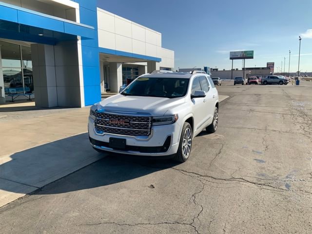 Used 2022 GMC Acadia Denali w/ Denali Ultimate Package AWD/4WD image 2