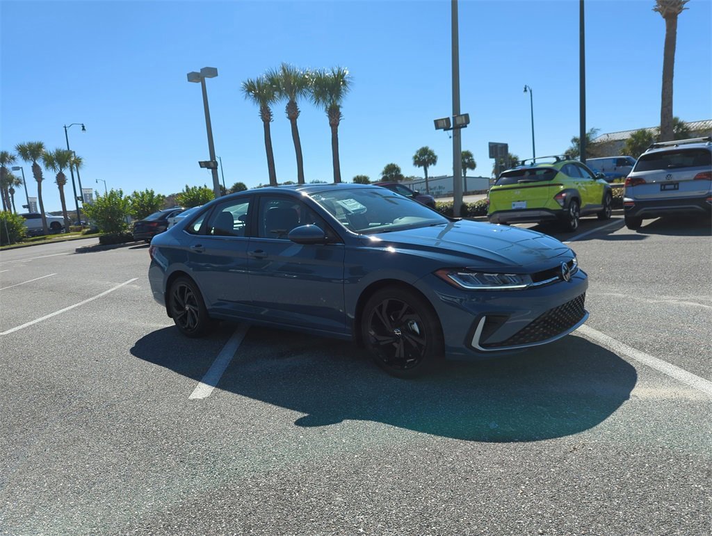 New 2026 Volkswagen Jetta SE image 2