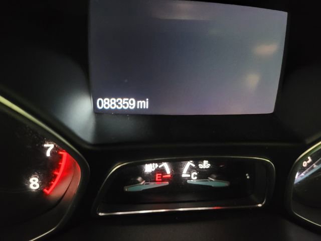 Used 2019 Ford Escape SE image 3