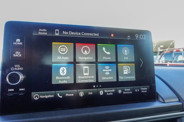 Used 2024 Honda Pilot Touring image 18