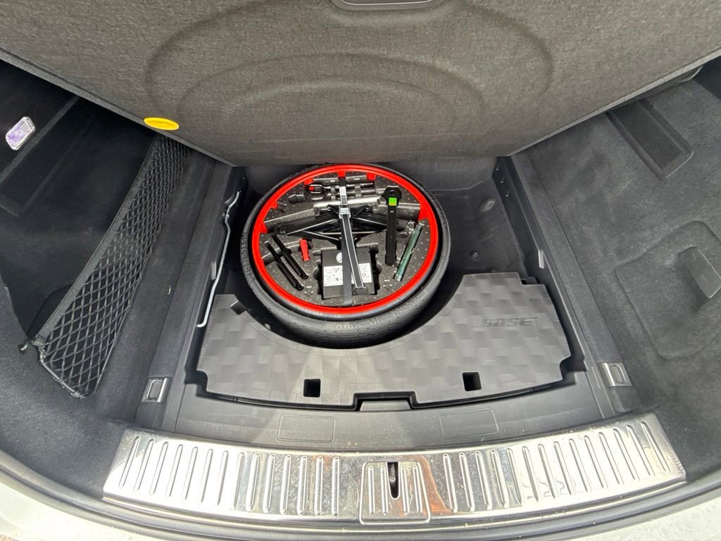 Used 2023 Porsche Cayenne AWD/4WD image 21