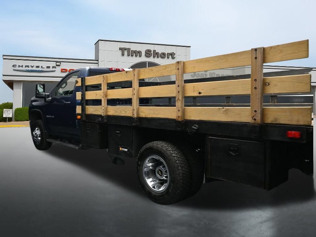 Used 2022 Chevrolet Silverado 3500 LT w/ Convenience Package RWD image 3