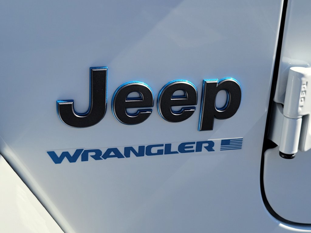 Used 2024 Jeep Wrangler High Altitude AWD/4WD image 26