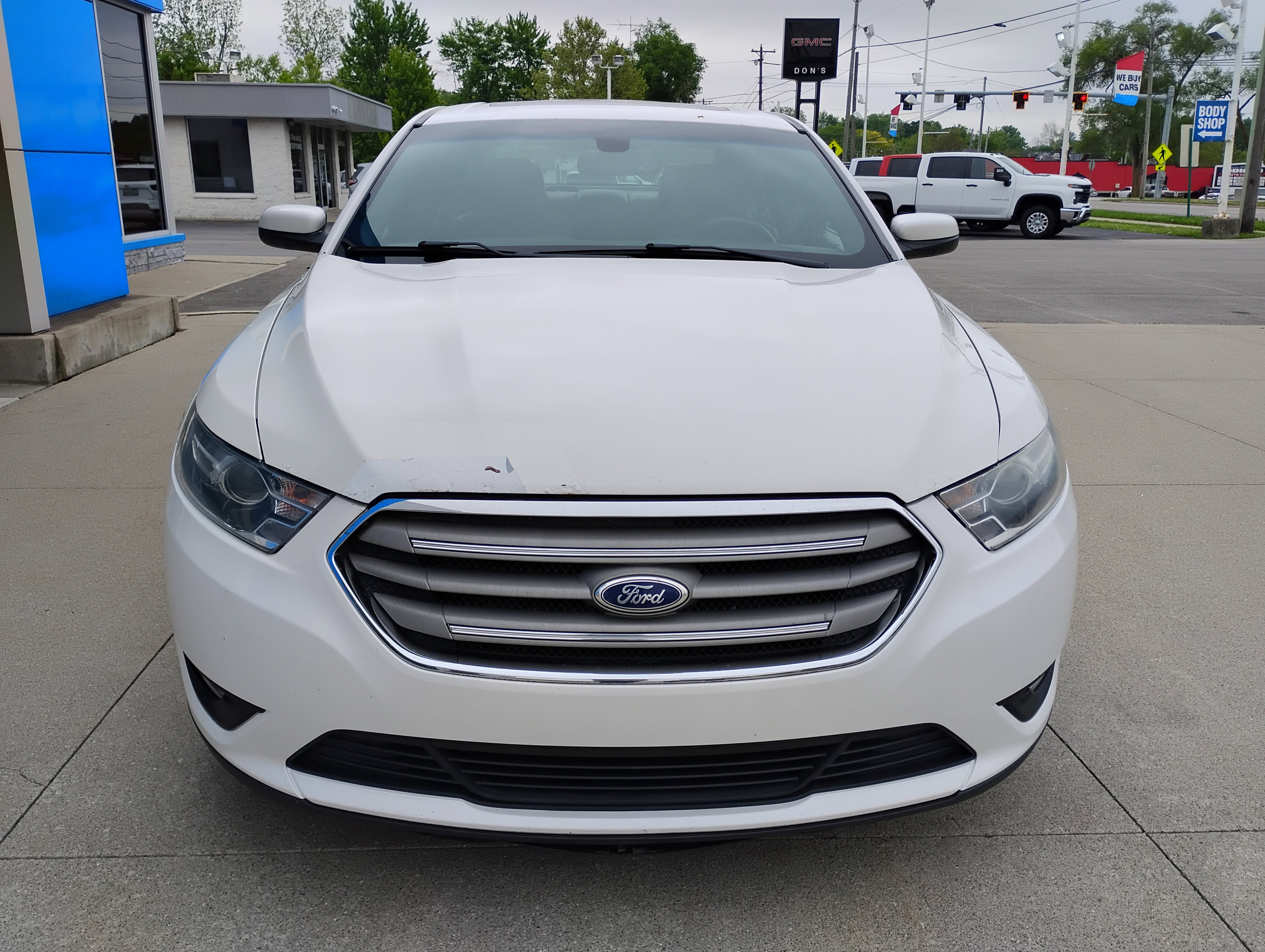 Used 2015 Ford Taurus SEL w/ Equipment Group 201A FWD image 29