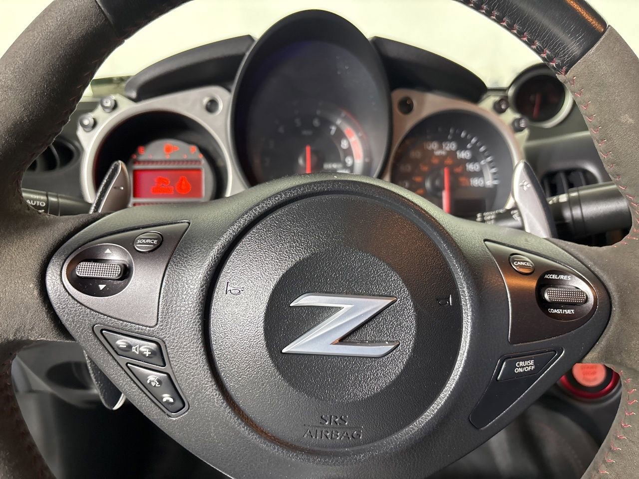 Used 2020 Nissan 370Z image 12