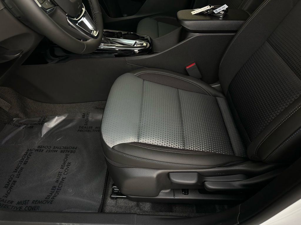 New 2026 Chevrolet Trax LT w/ Driver Confidence Package image 11