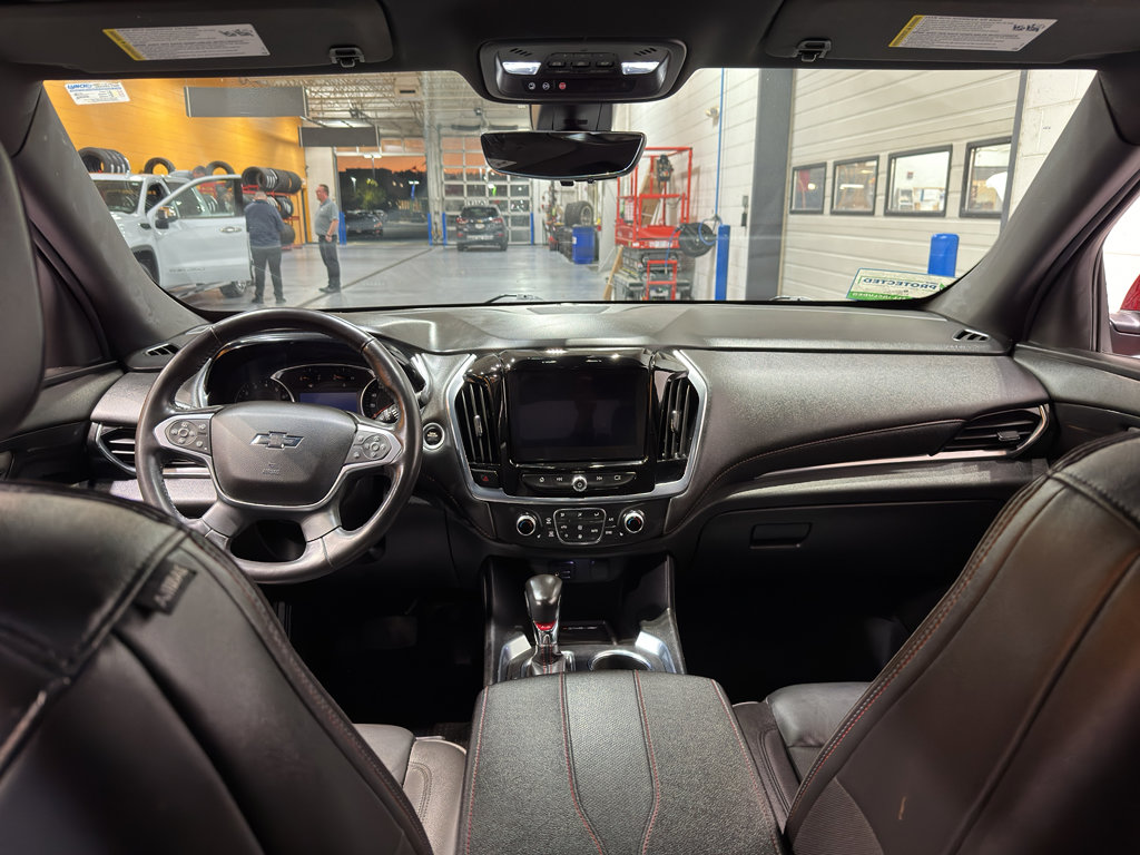 Used 2022 Chevrolet Traverse RS w/ LPO, Floor Liner Package image 15