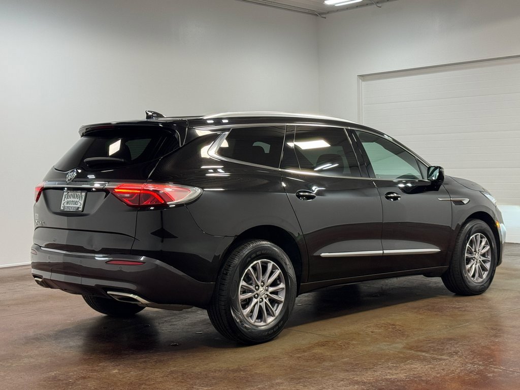 Used 2024 Buick Enclave Premium image 4