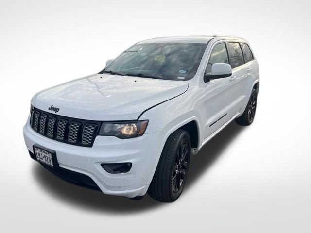 Used 2018 Jeep Grand Cherokee Altitude RWD image 5