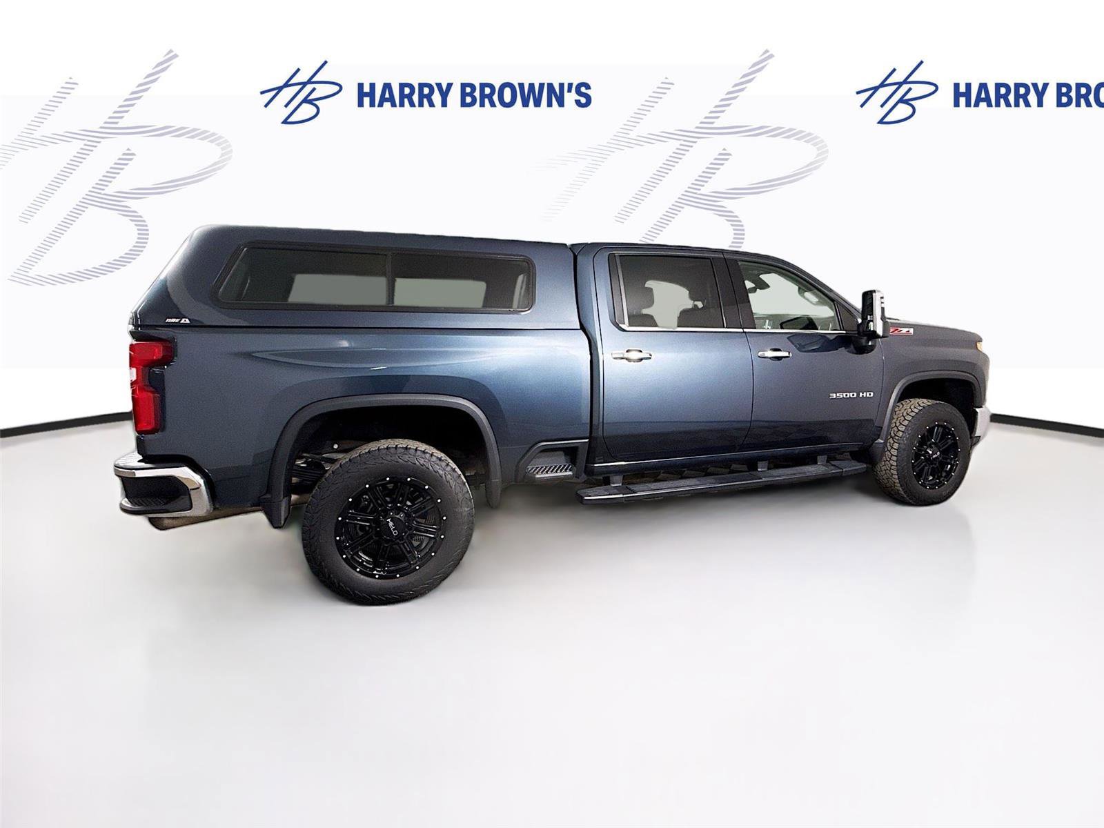 Used 2020 Chevrolet Silverado 3500 LTZ w/ LTZ Premium Package image 34