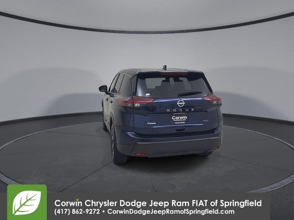 Used 2025 Nissan Rogue SV AWD/4WD image 12