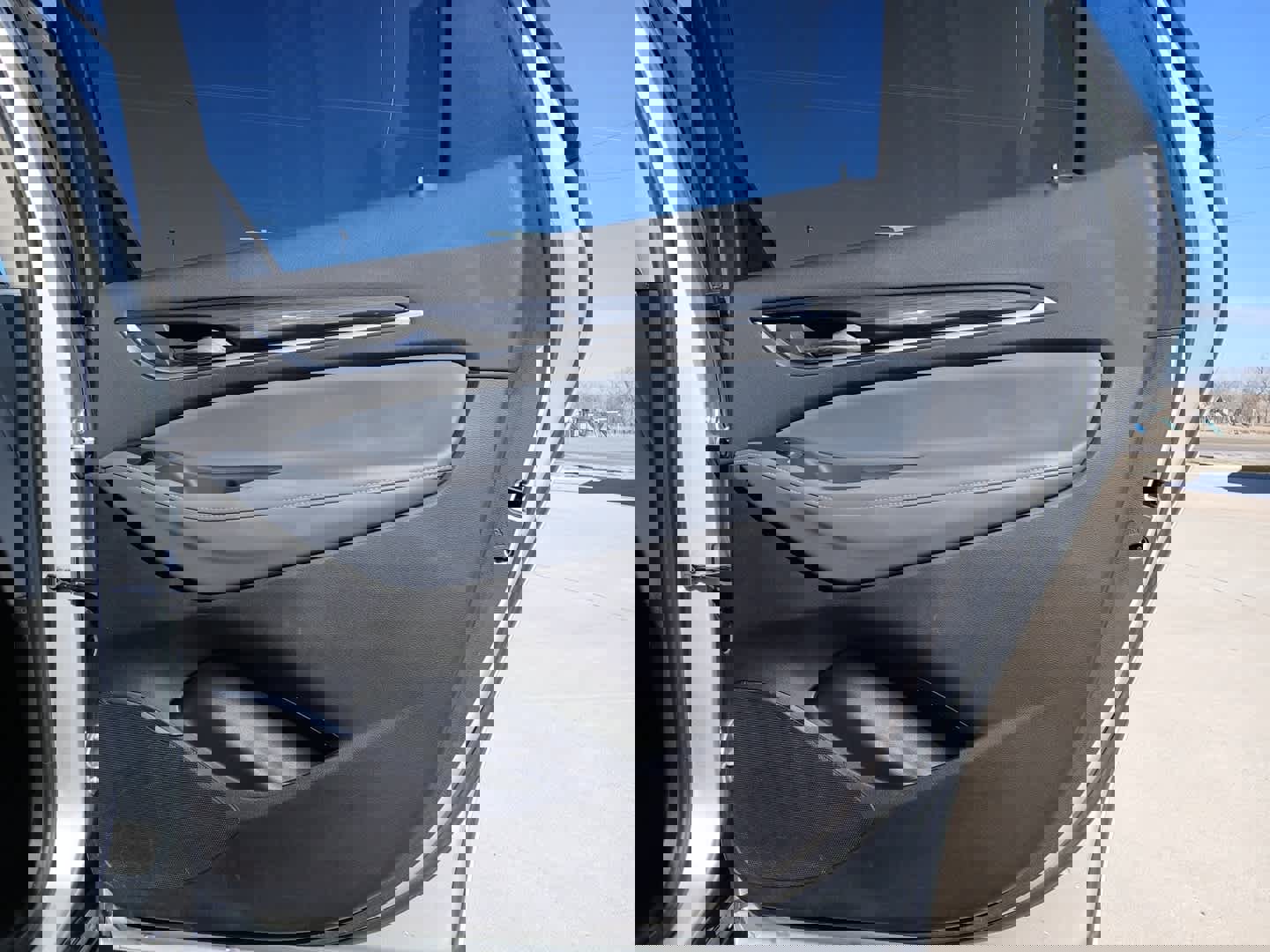 Used 2019 Buick Enclave Essence image 39