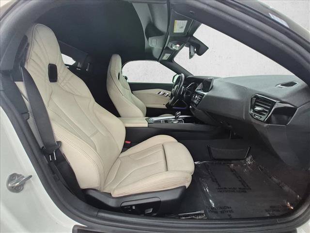 Used 2020 BMW Z4 sDrive30i w/ Premium Package RWD image 19
