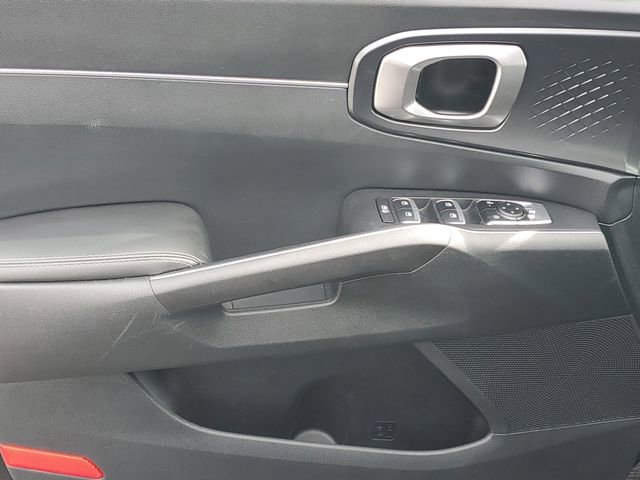 Used 2024 Kia Sorento X-Line EX AWD/4WD image 16