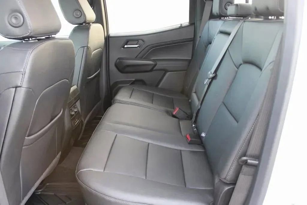 New 2026 GMC Canyon Elevation w/ Convenience Package image 25