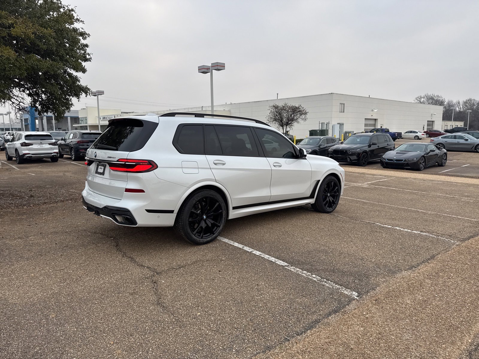 Certified 2023 BMW X7 xDrive40i w/ Executive Package image 5