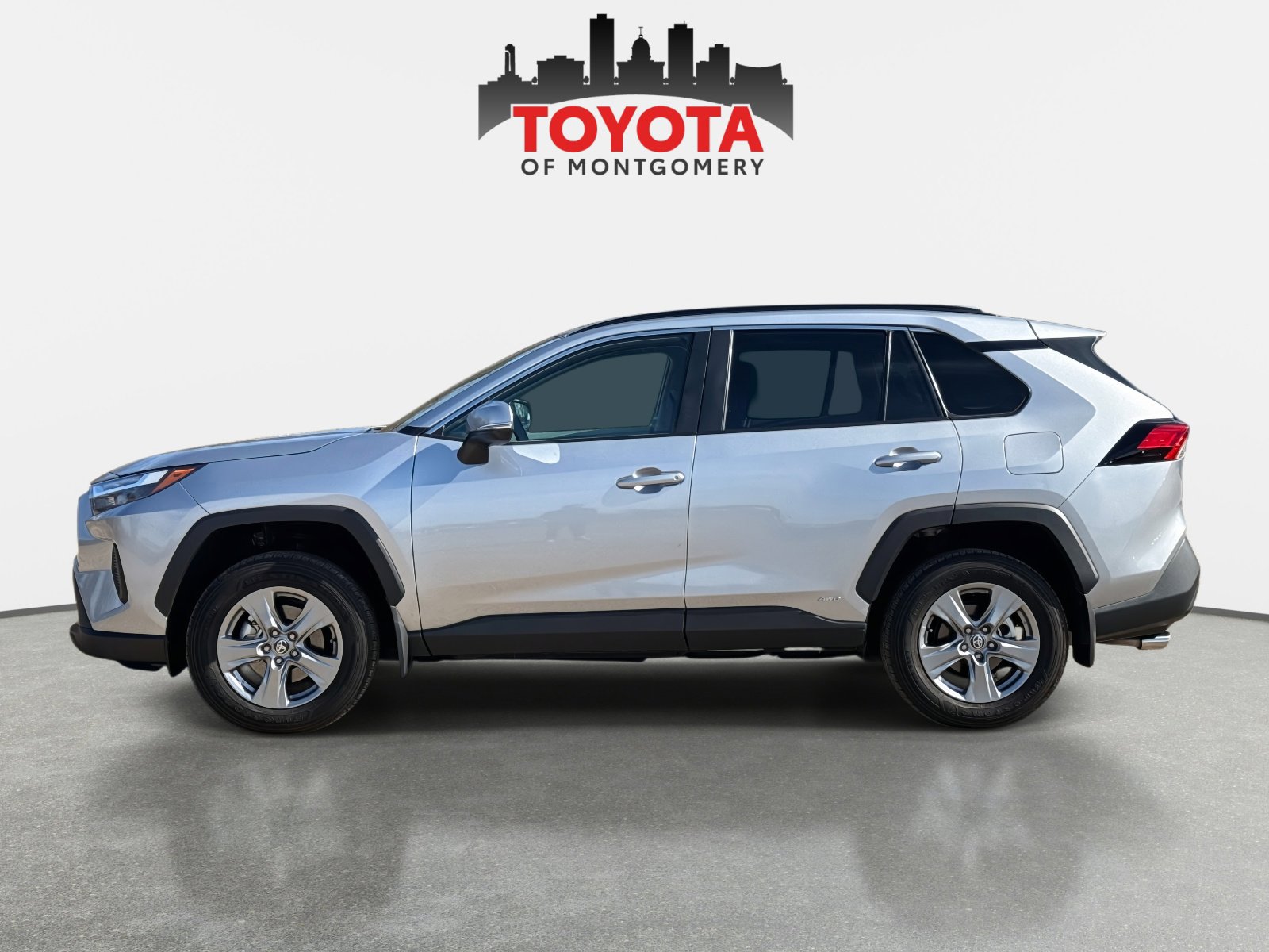 Used 2024 Toyota RAV4 XLE image 7