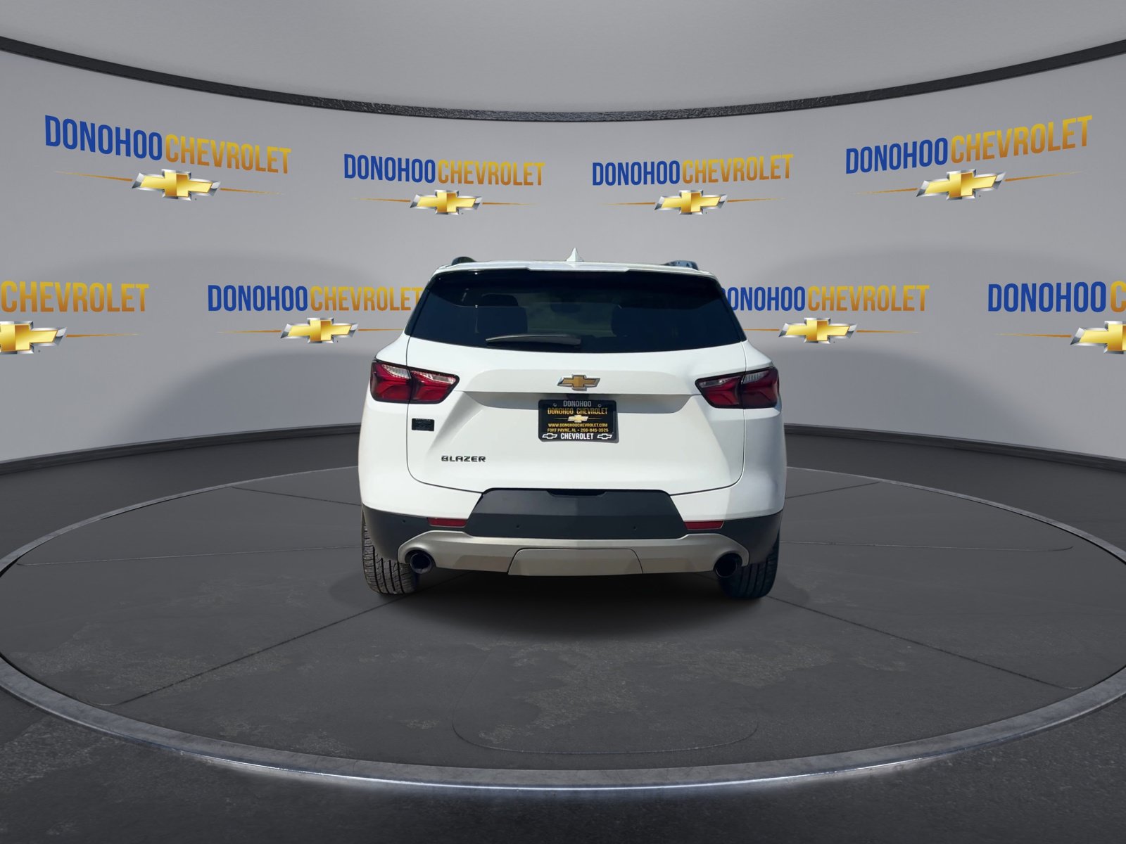 Used 2020 Chevrolet Blazer LT w/ Sound & Technology Package FWD image 7