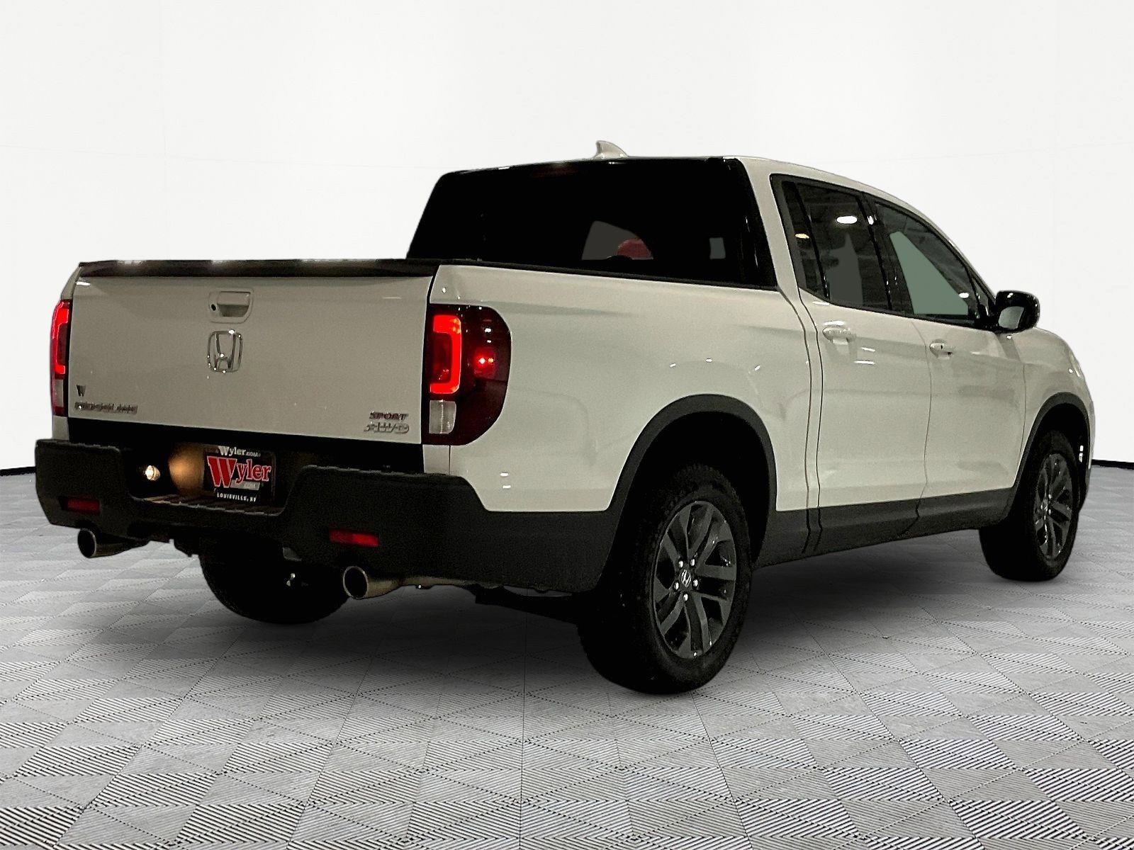 Used 2021 Honda Ridgeline Sport image 6