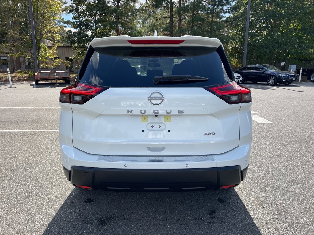 New 2026 Nissan Rogue SV image 5