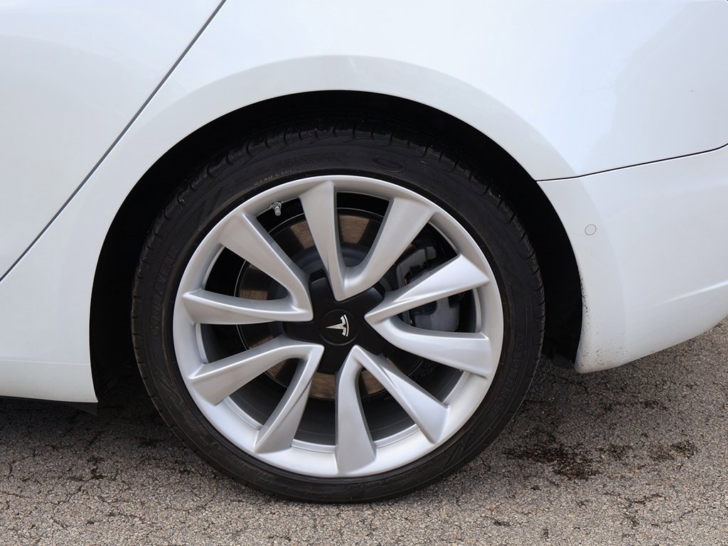 Used 2019 Tesla Model 3 Long Range image 22