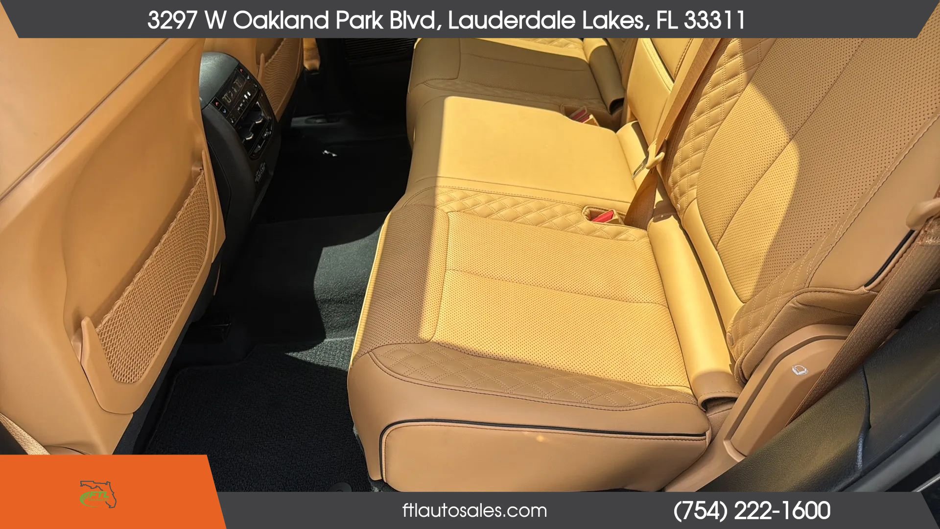 Used 2022 Jeep Grand Cherokee Summit w/ Luxury Tech Group V AWD/4WD image 33
