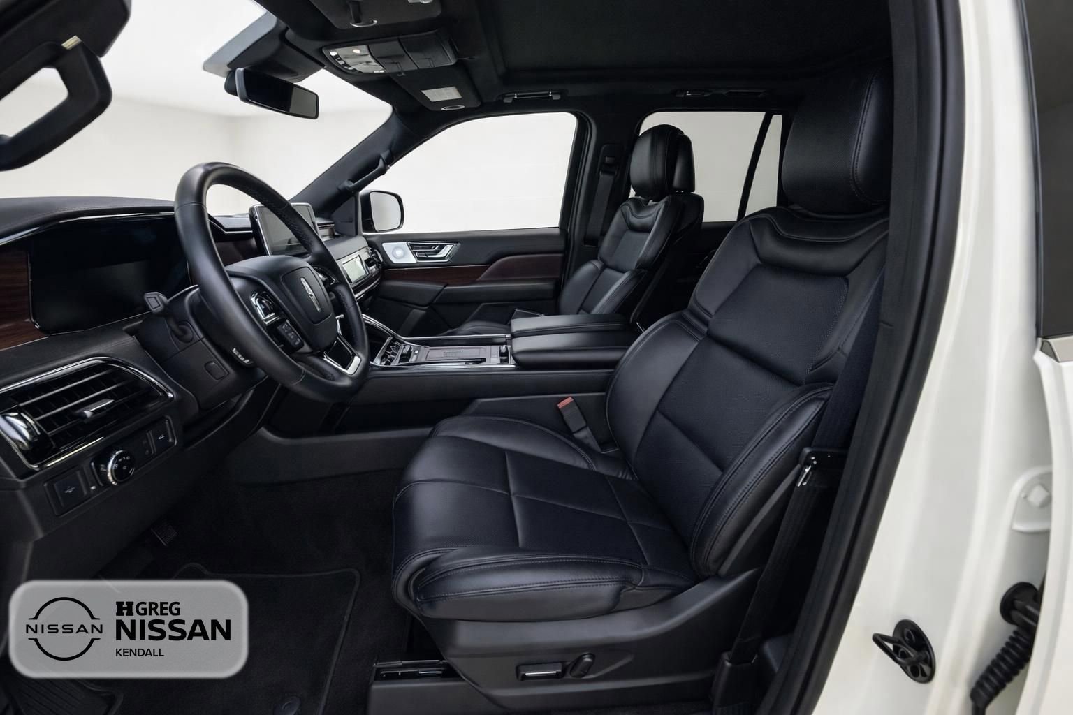 Used 2020 Lincoln Navigator Reserve w/ Equipment Group 208A Reserve RWD image 7