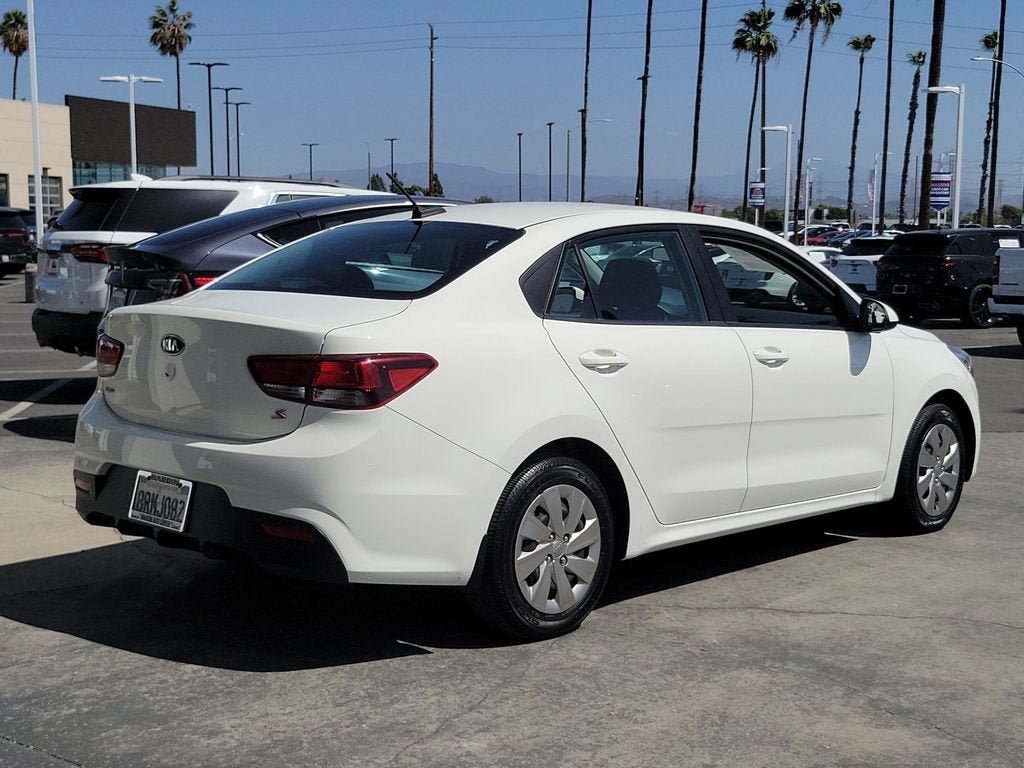 Used 2018 Kia Rio S FWD image 4