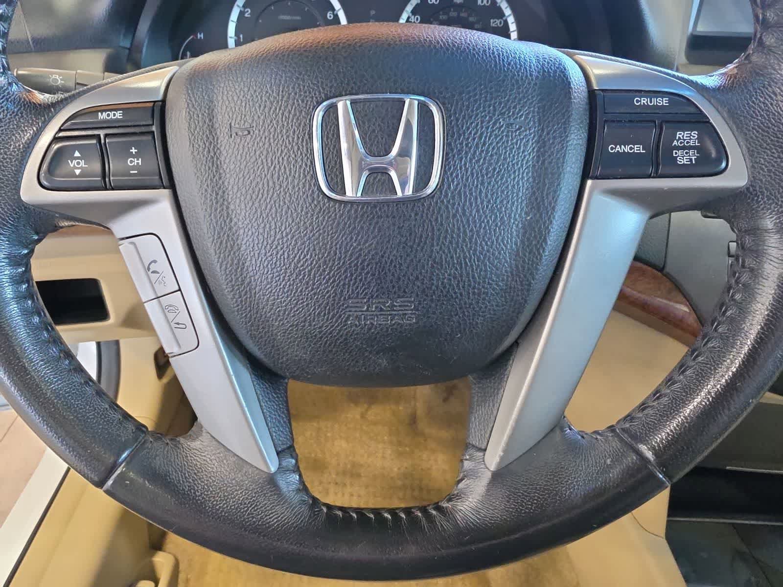 Used 2011 Honda Accord EX-L image 22