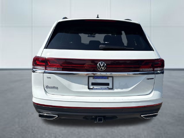 Used 2025 Volkswagen Atlas SE AWD/4WD image 3