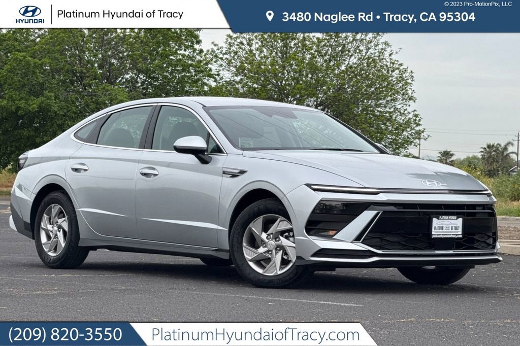 New 2026 Hyundai Sonata SE FWD image 1