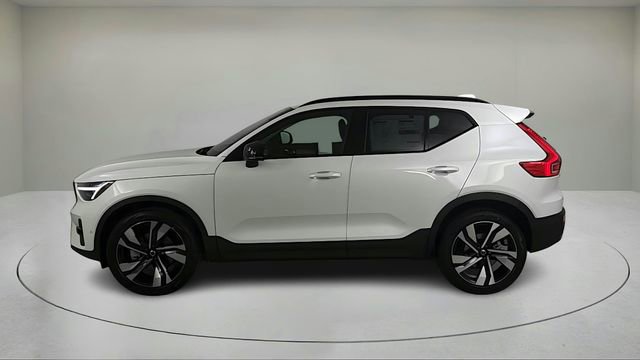 Used 2026 Volvo XC40 B5 Ultra w/ Climate Package AWD/4WD image 7