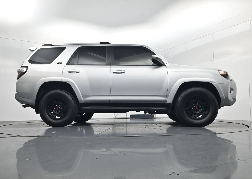 Used 2023 Toyota 4Runner SR5 AWD/4WD image 48
