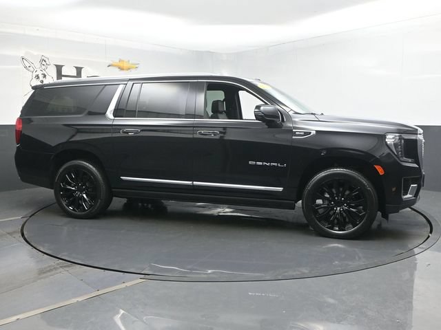 Used 2023 GMC Yukon XL Denali AWD/4WD image 50