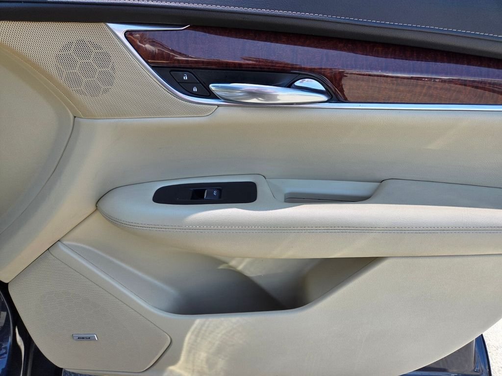 Used 2019 Cadillac XT5 Luxury FWD image 22