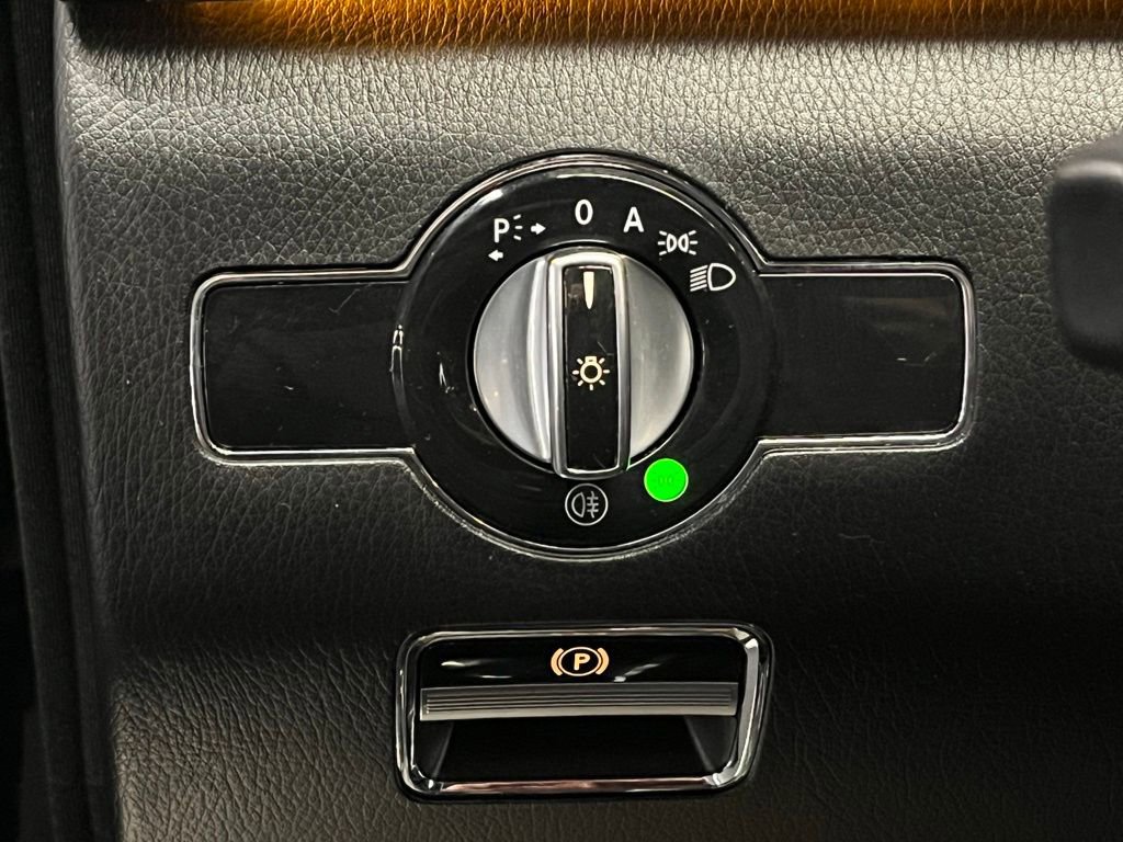 Used 2012 Mercedes-Benz S 550 4MATIC image 17