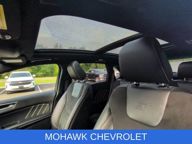 Used 2021 Ford Edge ST w/ Equipment Group 401A AWD/4WD image 19