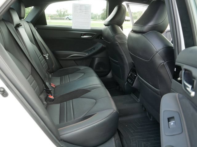 Used 2022 Toyota Avalon Touring FWD image 19