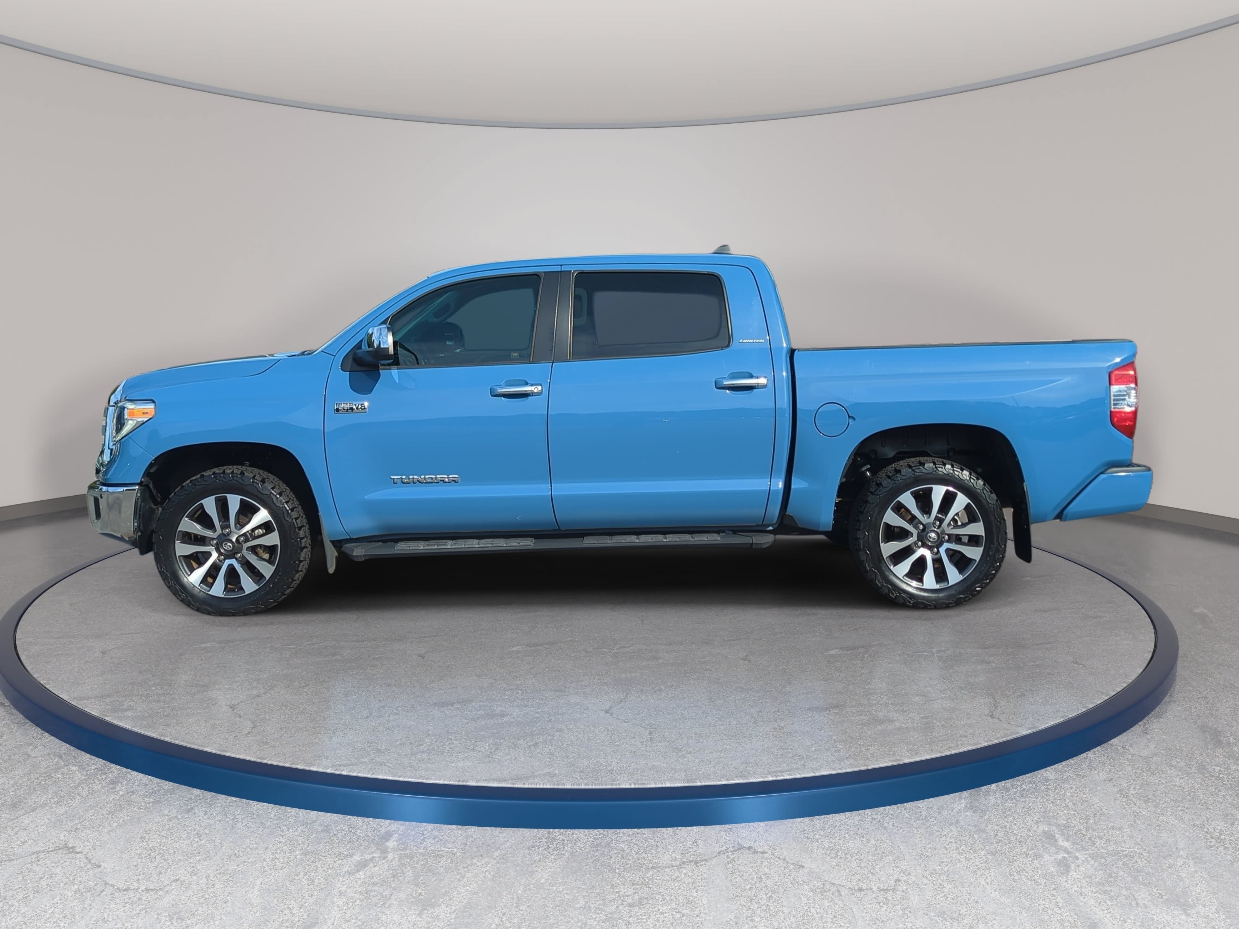 Used 2020 Toyota Tundra Limited w/ Limited Premium Package AWD/4WD image 8
