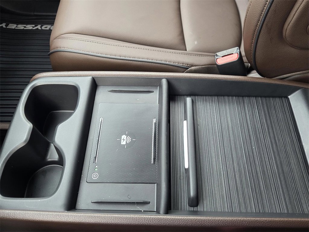 New 2026 Honda Odyssey Touring image 24