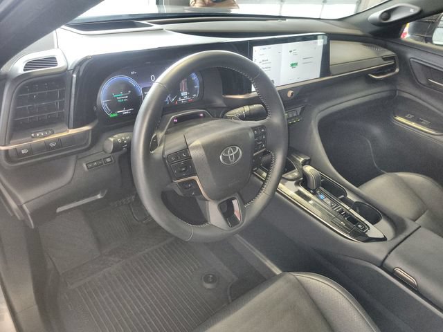 Used 2026 Toyota Crown Platinum AWD/4WD image 14
