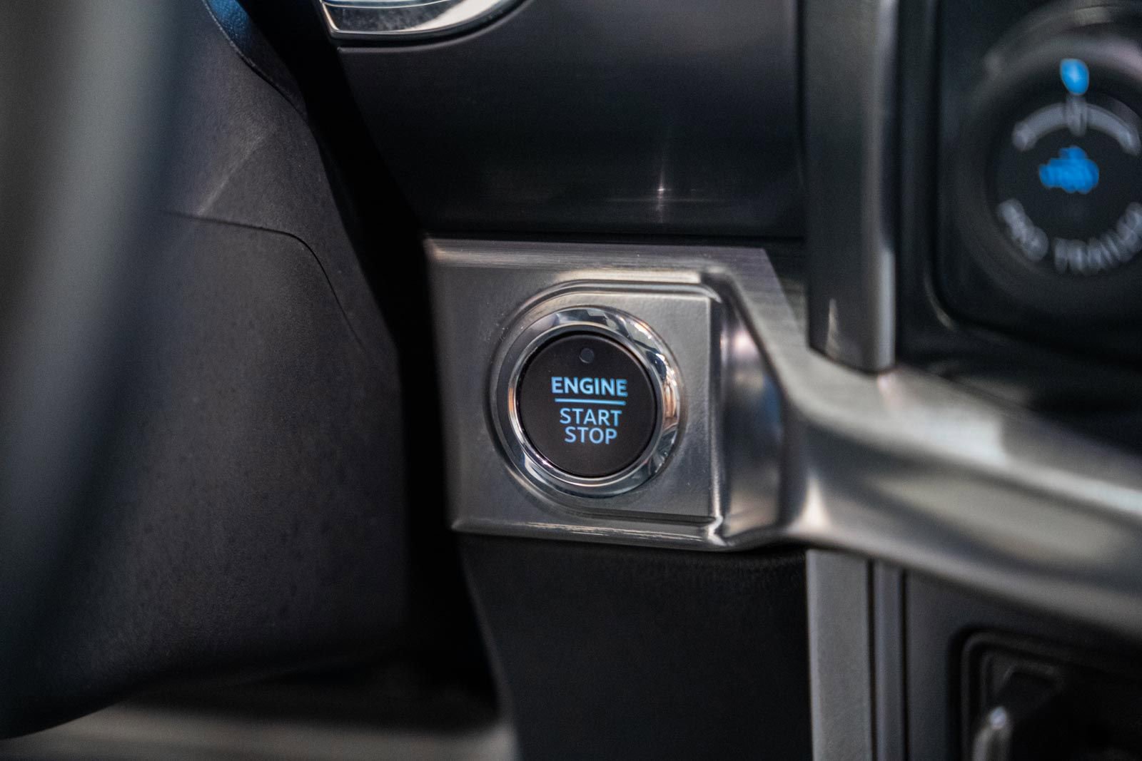 Certified 2023 Ford F150 Lariat w/ Equipment Group 502A High image 36