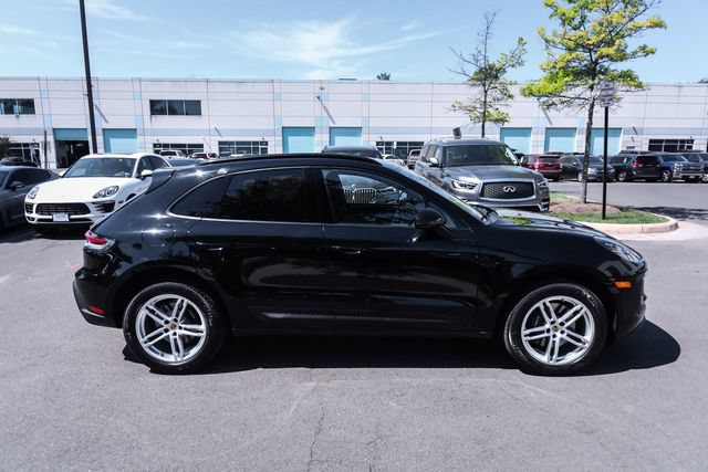 Used 2022 Porsche Macan AWD/4WD image 13