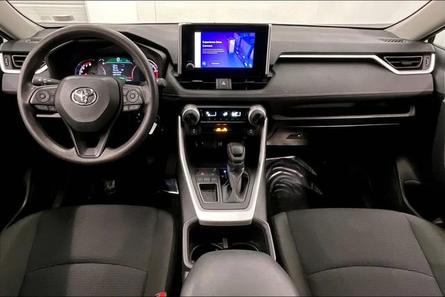 Used 2025 Toyota RAV4 LE image 18