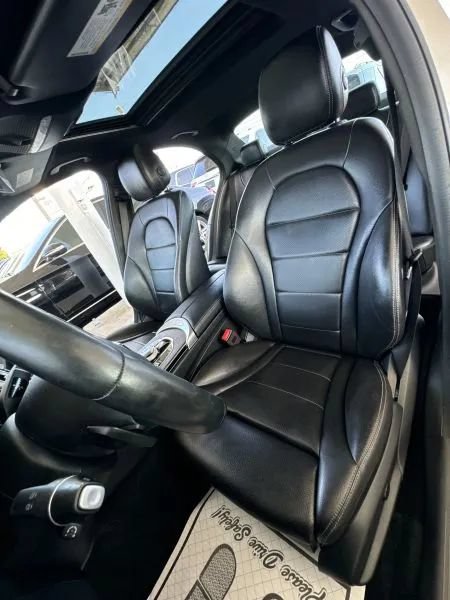 Used 2019 Mercedes-Benz C 300 4MATIC Sedan image 17